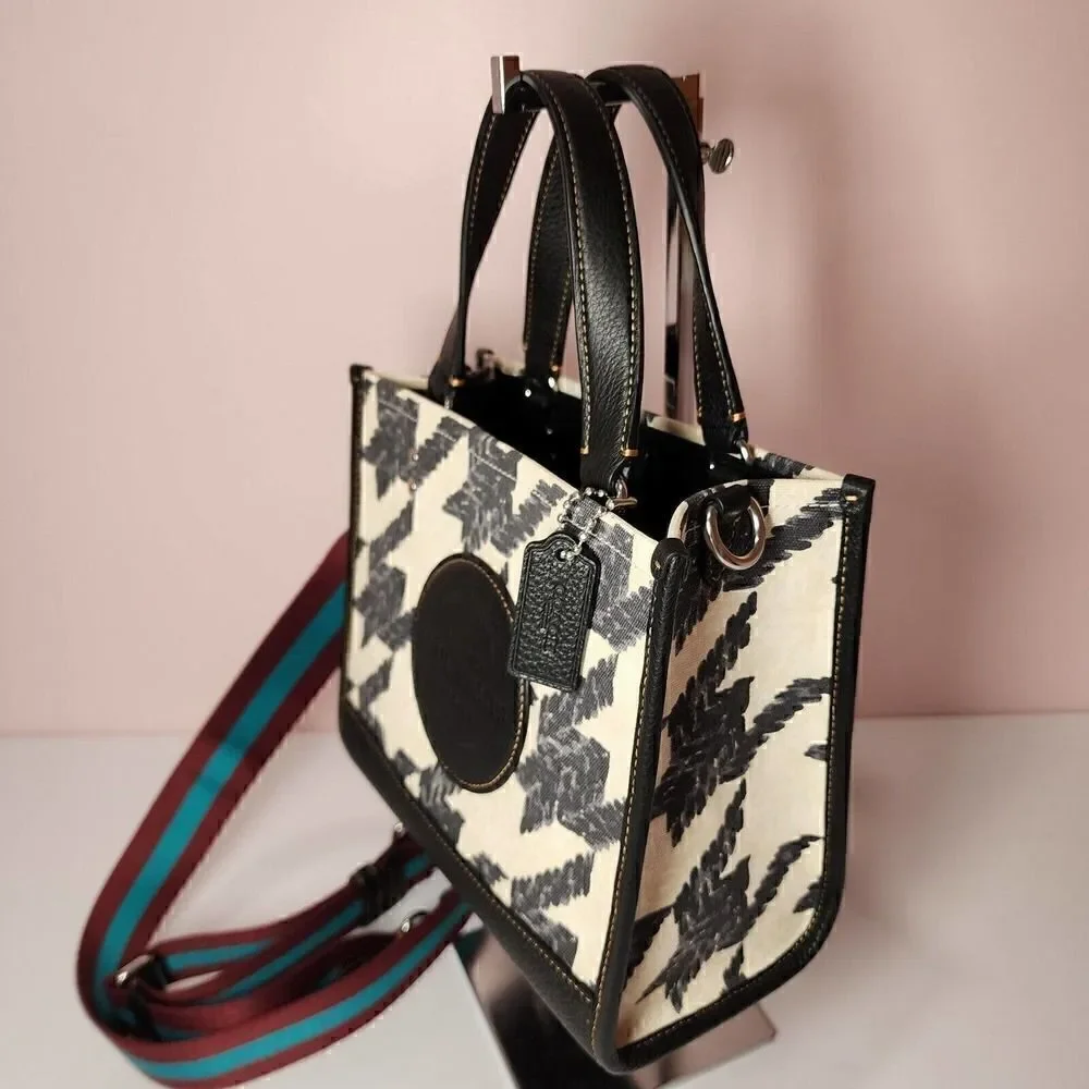 COACH CJ623 Dempsey Tote 22 Canvas & Leather Houndstooth Print Patch Cream
